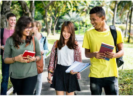 ⽇本⼈⽐率が低い画像