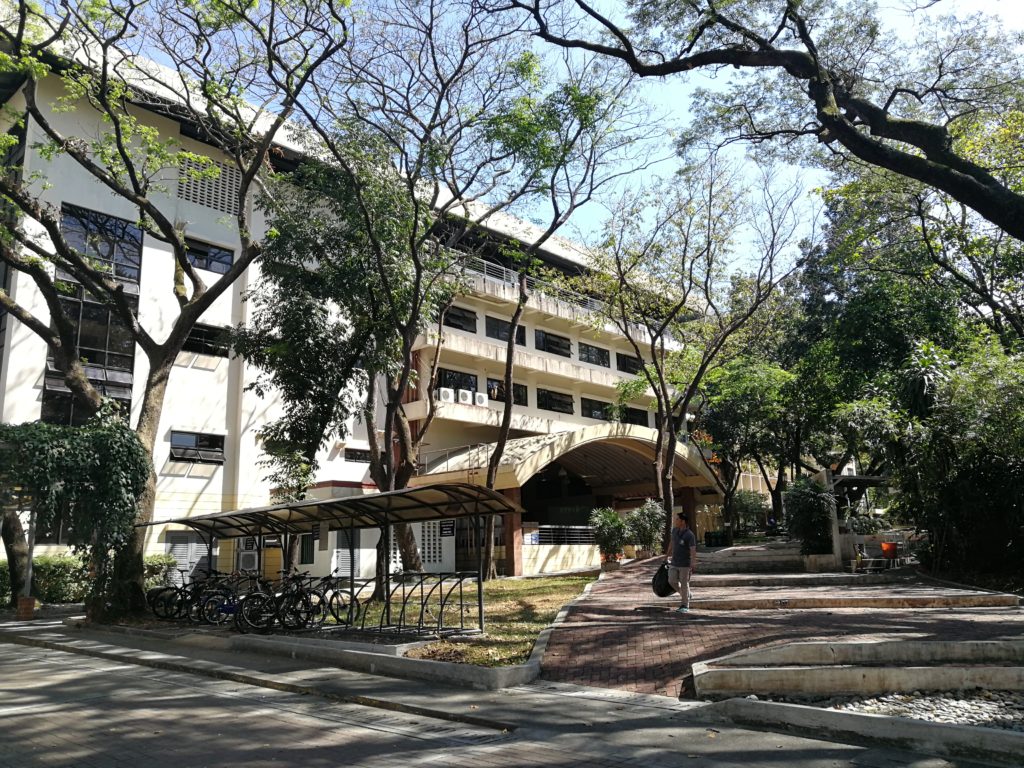 フィリピン国立大学ディリマン校（University of the Philippines Diliman）の校舎