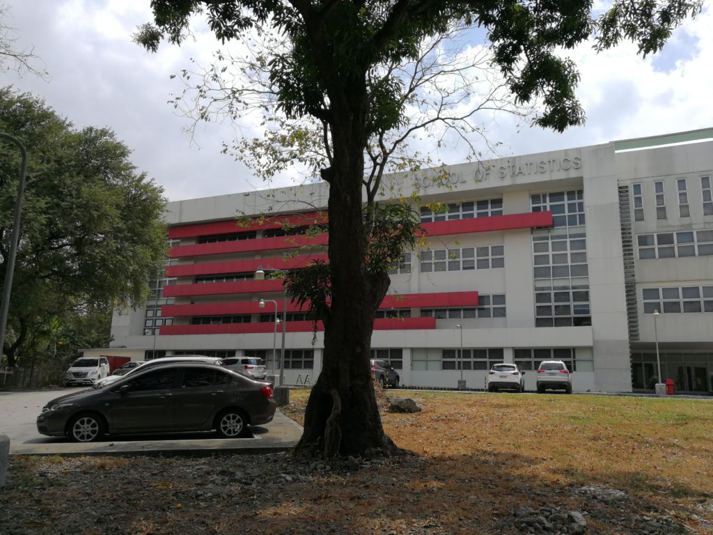 フィリピン国立大学ディリマン校（University of the Philippines Diliman）の校舎