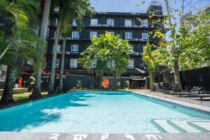 語学学校CELLAプレミアムキャンパス外観