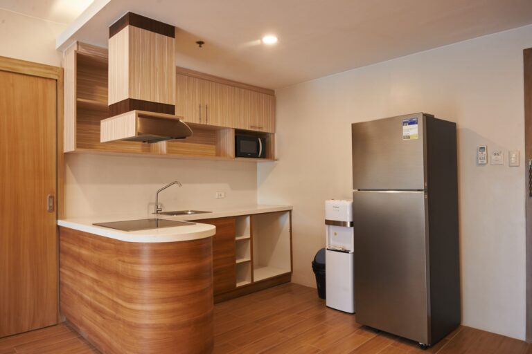 4F201FCF-B546-45B8-9E9B-0264ACBEA882