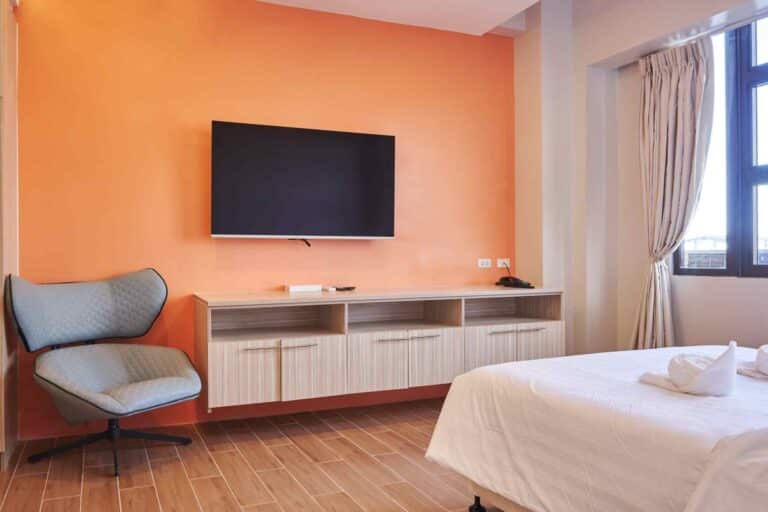 8AB87F40-EB03-4CBD-952F-C958D4B9C9AC