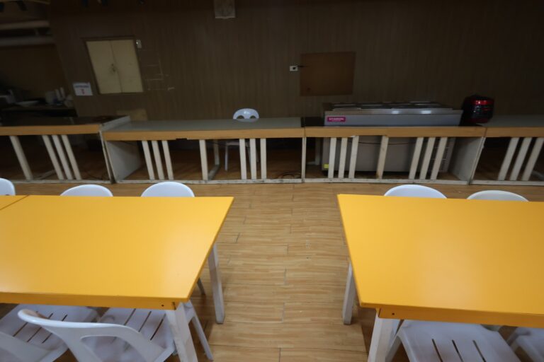 d8aa3af8945b9254c4f7f24ebbaecdcba236974e5f519e03702656f2a345f9cc