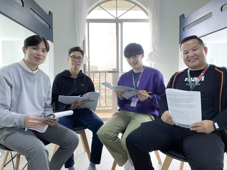 3students+1teacher - 4