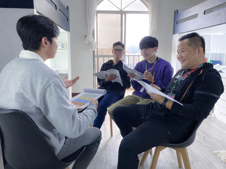 3students+1teacher - 6