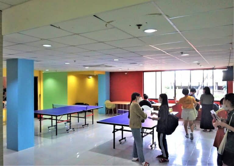 xr:d:DAFTf5U94kA:28,j:43537999302,t:22121218