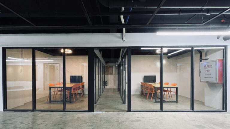 Group Classroom (14)