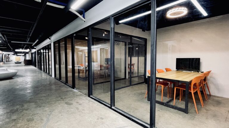 Group Classroom (16)