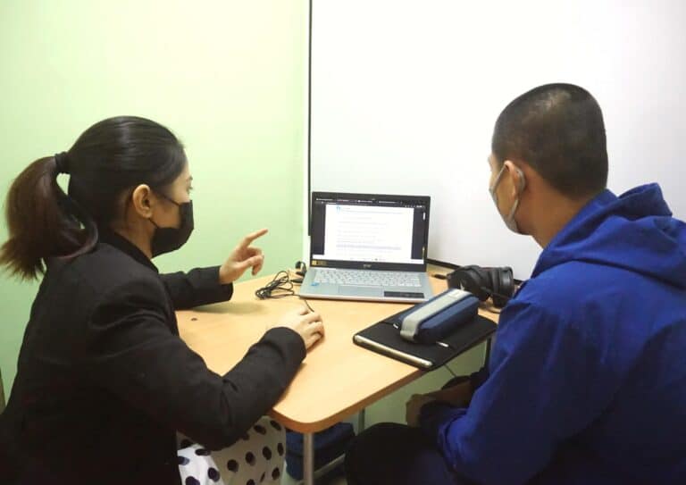 xr:d:DAFWOJAB6Lw:18,j:44403473960,t:22123013