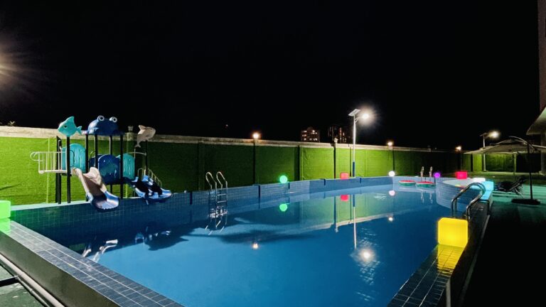 Swimming pool (14)