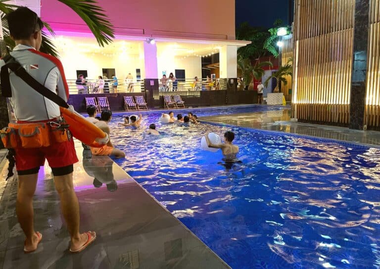 xr:d:DAFWOJAB6Lw:15,j:44400622683,t:22123012