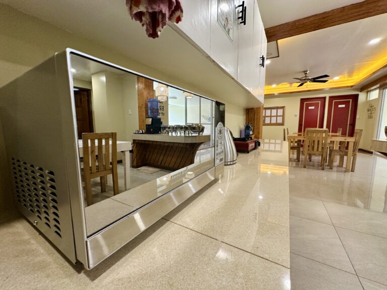 shared kitchen for women_02