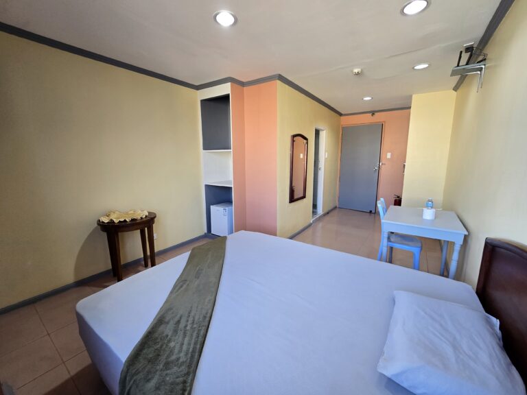 2.Single room with window type 2