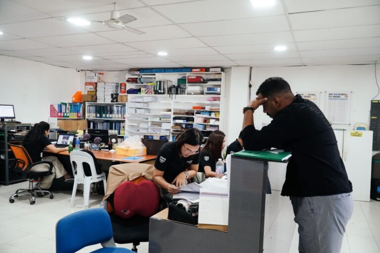 55bdd9b529e295ed32b1e1b3ab729cc4