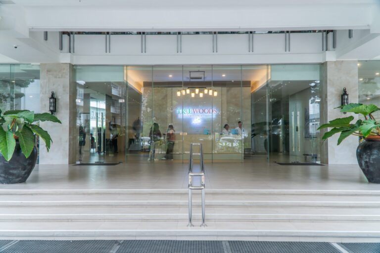 DSC04835-Enhanced-NR