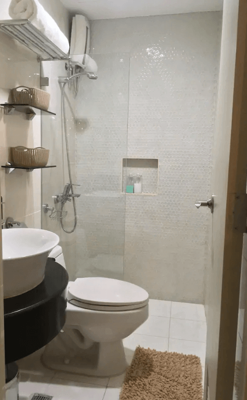 Enderun-OutsideDorm4