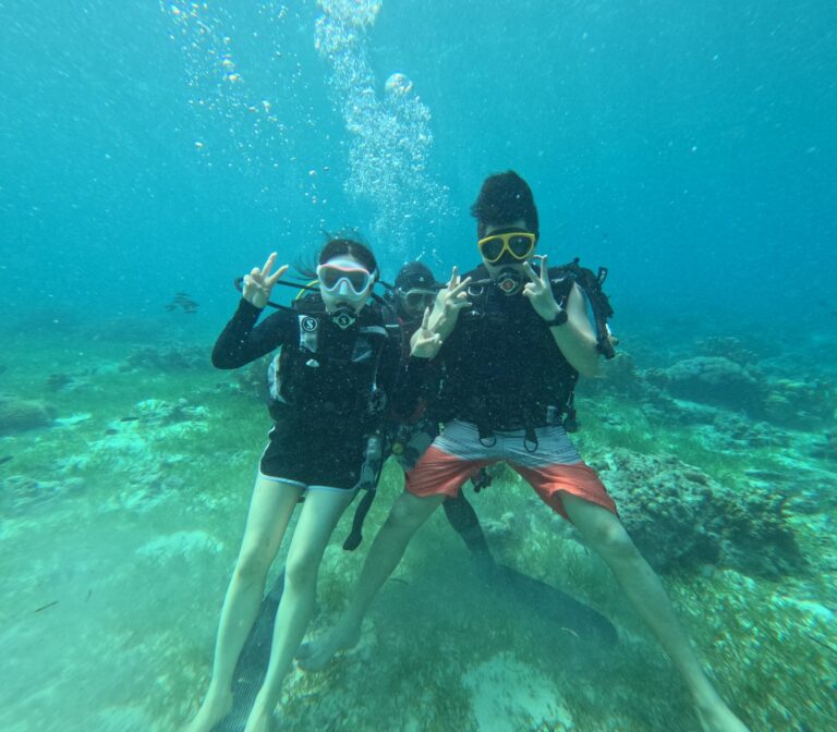 LINE_ALBUM_アイランドホッピング写真（利用可）_240809_1