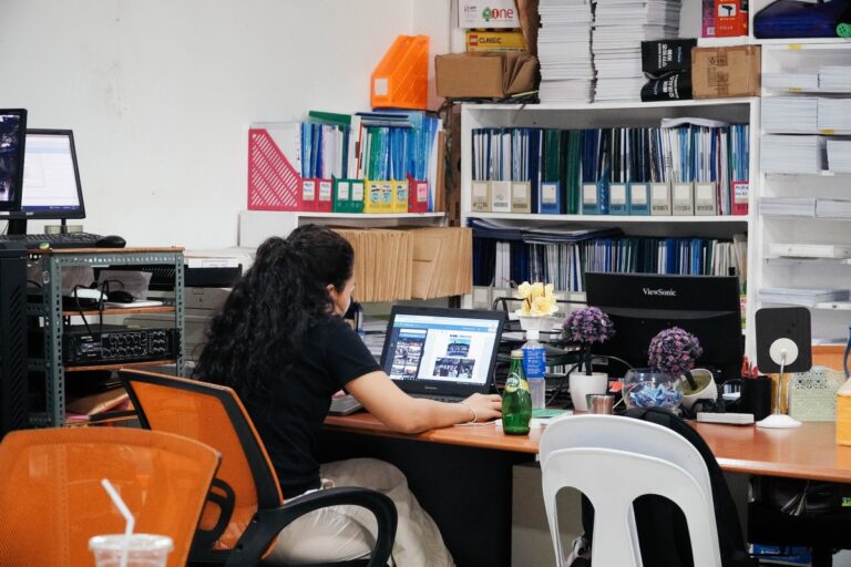 c1204a8be8212c5c7c2a37f74b9f09e7