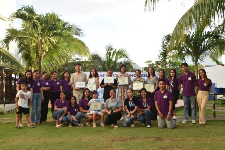 LINE_ALBUM_Graduation 12.13_241216_6