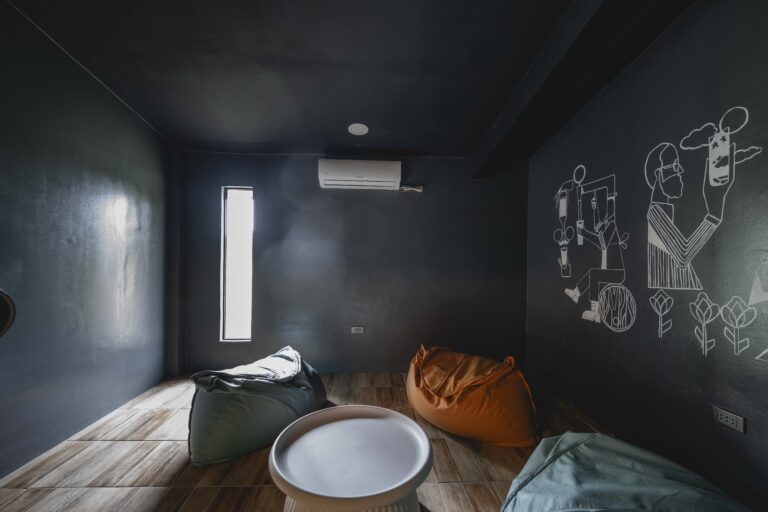 Relaxation area リラックスルーム2