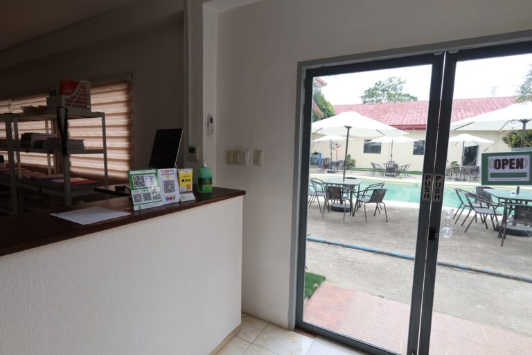 b43ab3d9232608d9d36033f2be0868200047bfdbcdba94cbd4f0c1d3549ab706